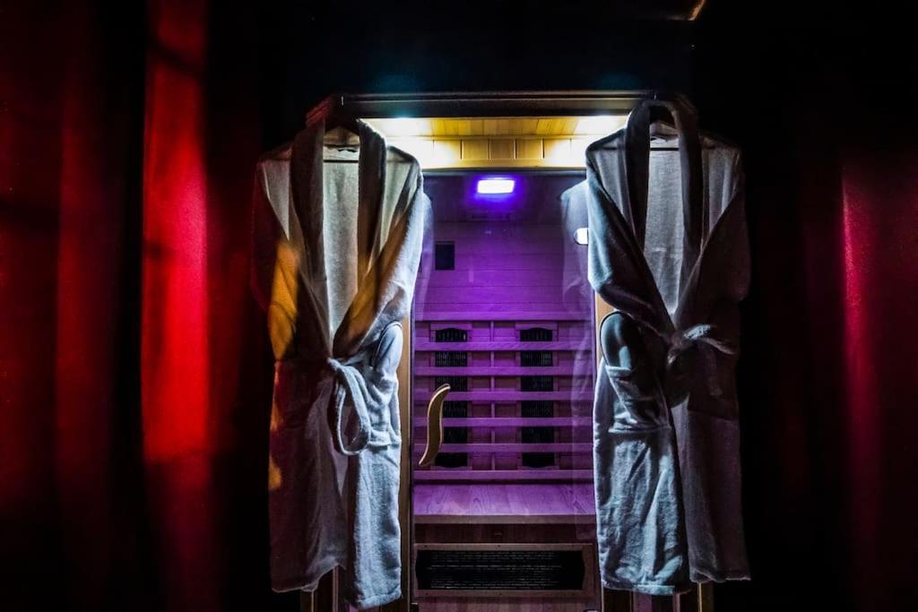 Le Moliere - Enigme Et Sauna Lägenhet Pézenas Exteriör bild